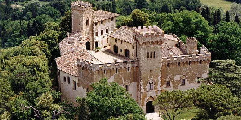 Your own castle in Tuscany