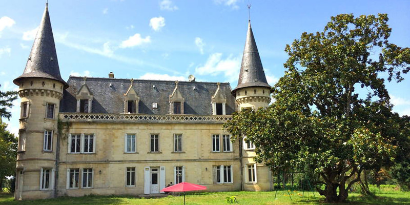 bordeaux-chateau-and-vineyard