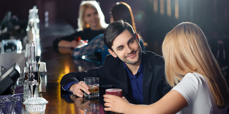 bar dating italia datând online