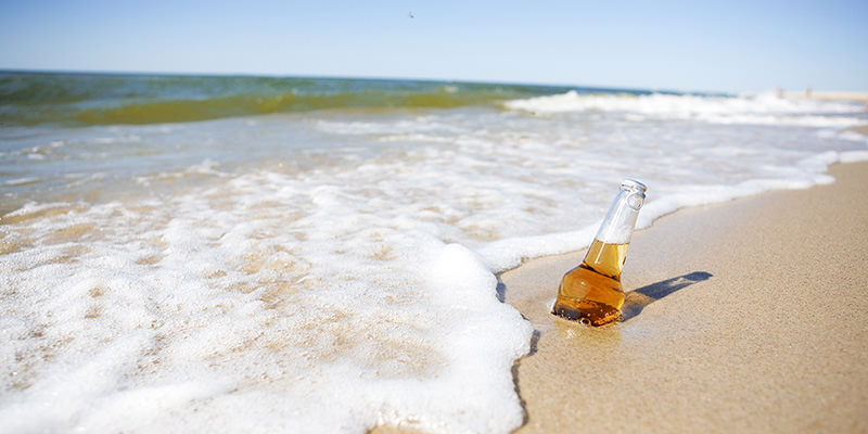 7 Ways To Secretly Drink At The Beach