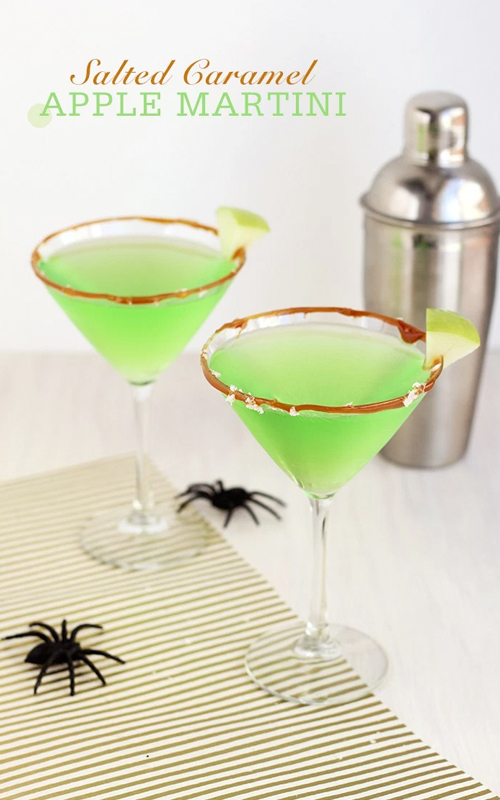 7 Spooky Cocktails For All Your Halloween Party Needs