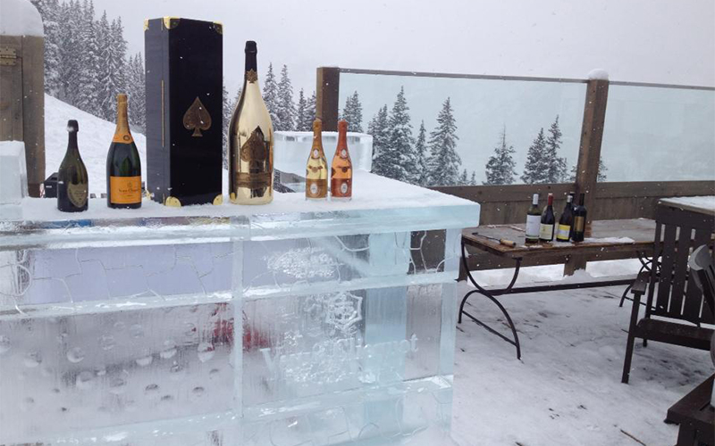 This Aspen Ski Shack Will Shower You in $125 Champagne