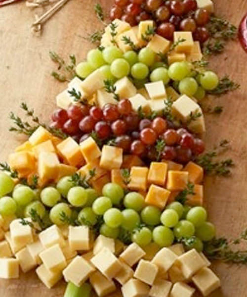 We're Obsessed With These 15 Swoon-Worthy Cheese & Charcuterie Boards Grapes Cubed Cheese Cheddar