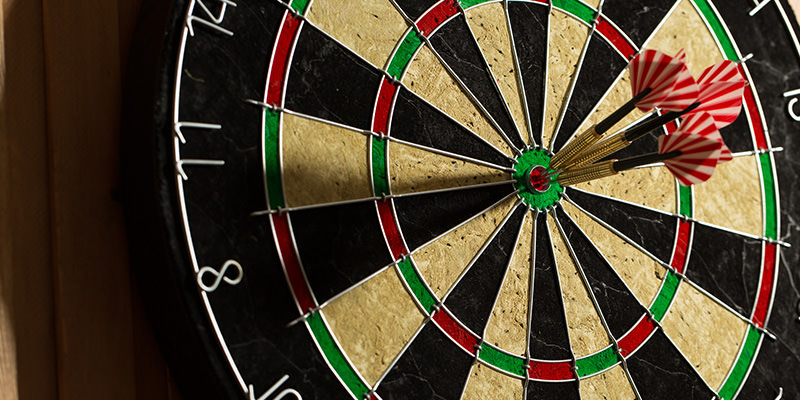 How To Play Darts and The History Of Darts