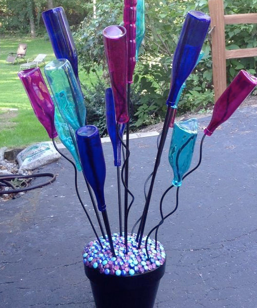 9 Adorable Garden Crafts to Make With Wine Bottles DIY wine bottle tree