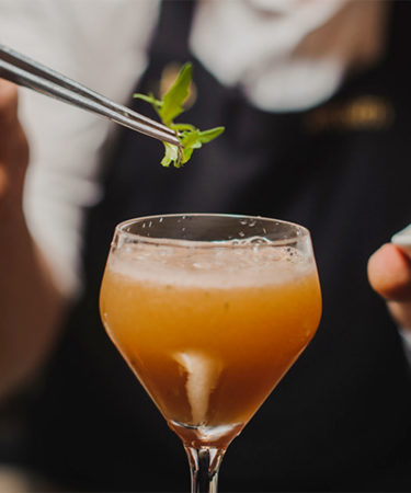 9 Bartenders Tell Us: The Drinks Only Legit Bartenders Know How to Make