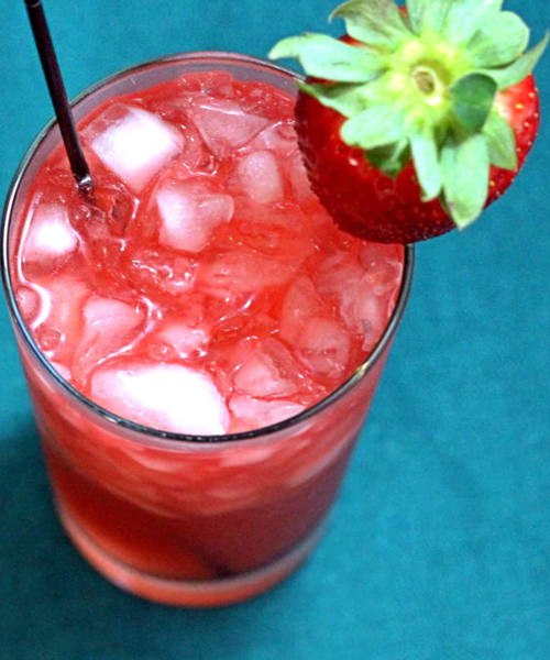 Twelve Tantalizing Tiki Drinks to Jump Start Your Summer Season