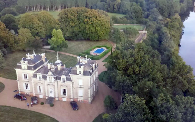 8 Extravagant Loire Valley Air BnBs To Rent This Summer