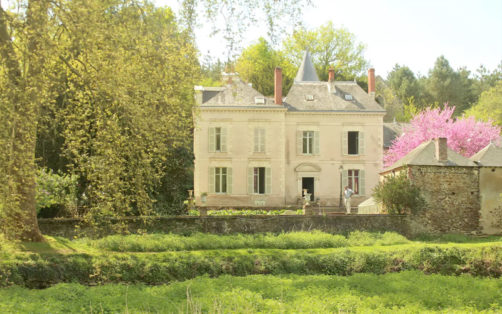 8 Loire Valley Castles You Can Rent On Airbnb This Summer | VinePair