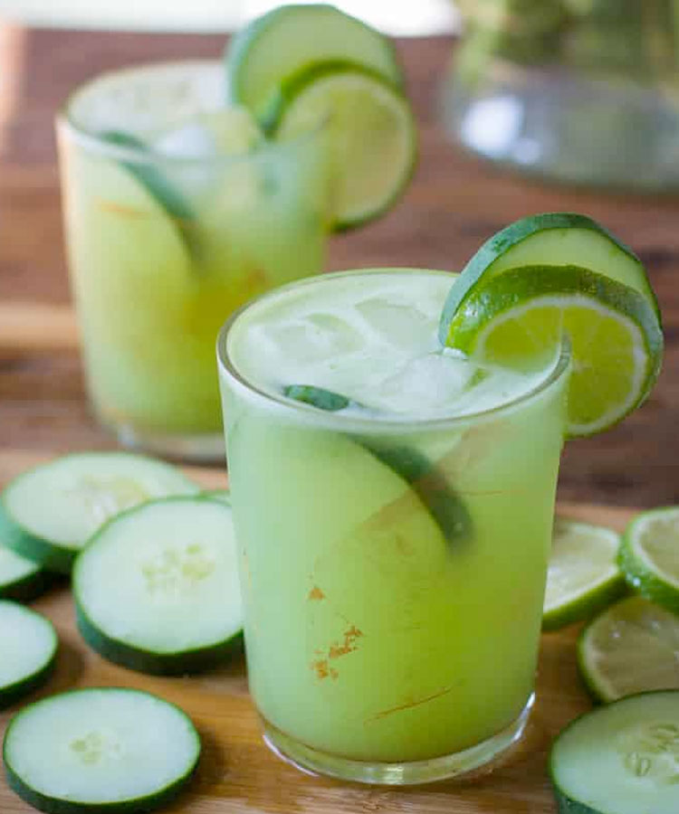 This tequila based Cucumber Lime cocktail is a spring drink you need to make right now.