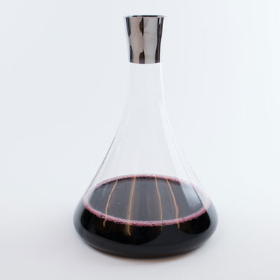 This Dual Purpose Decanter is perfect for all of your red-wine decanting needs