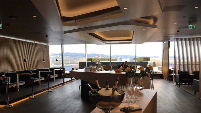 Swiss' First Class Lounge in Zurich is one of the best airport lounges in the entire world 