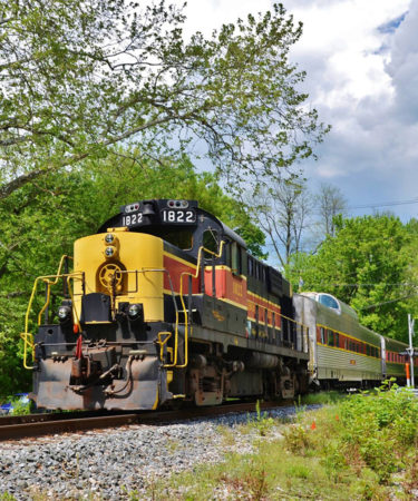 Take a Wine-Fueled Train Ride Through Ohio’s Cuyahoga Valley