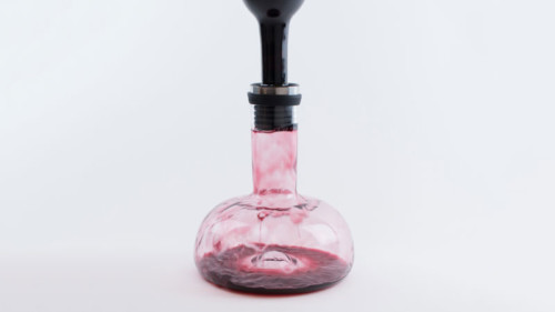 This Special Decanter Opens Up Wine Faster Than Any Other Decanter