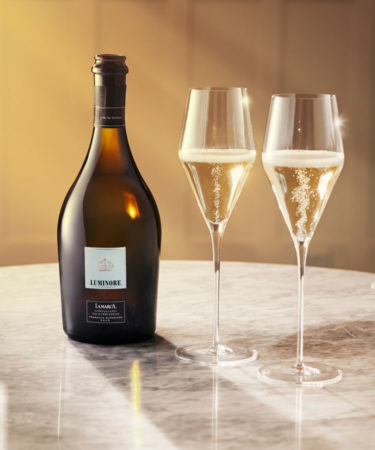 This Is Why Prosecco Is the Perfect Bubbly for the Holidays