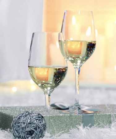 Everything You Need to Know About White Wines for Winter