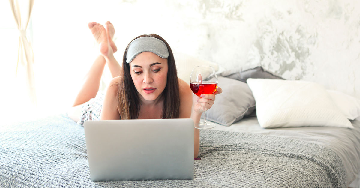 Drunk Americans Spent $39 Billion Online Last Year | VinePair