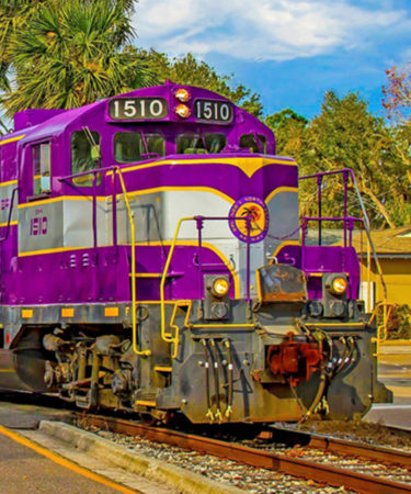 This Florida Train is Serving Up a Five Course Course Wine Dinner