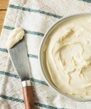 The Differences Between Cream Cheese, Farmer’s Cheese, and Crème Fraîche, Explained
