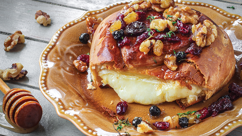 Baked brie cheese