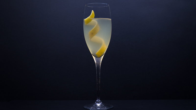 7 Most Popular Champagne Cocktails: The French 75