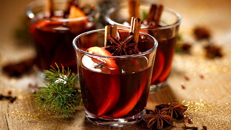 15 of the best hot cocktail recipes to make this winter: Instant Pot mulled wine