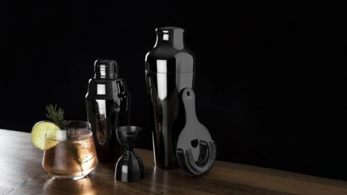 Shake Your Cocktails in Style With One of These Cocktail Shakers