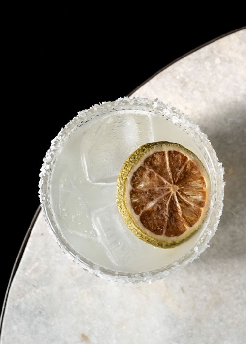 Tommy's Margarita es uno de los cócteles de tequila más importantes y populares.