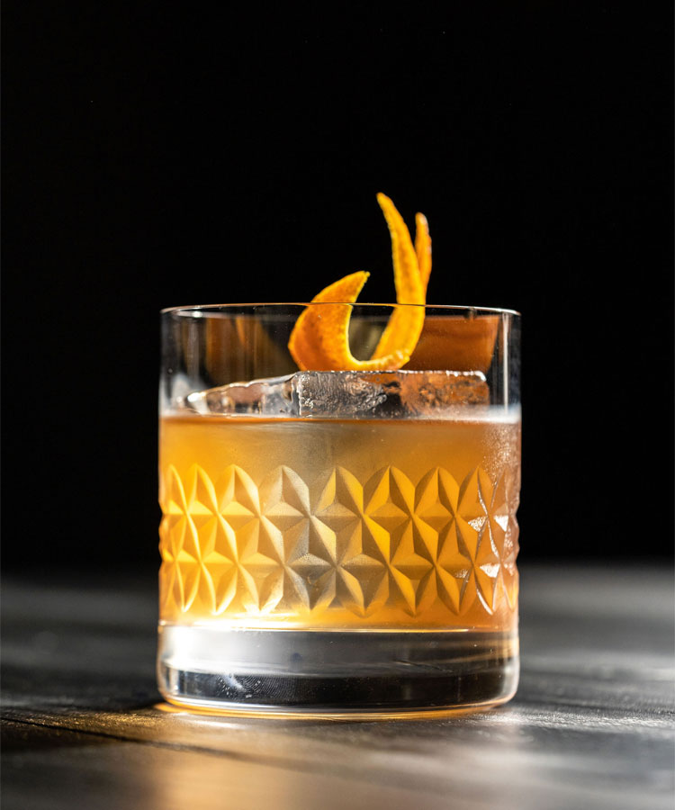 Old Fashioned - Scotch Whisky Cocktail Recipe - Ballantine's US