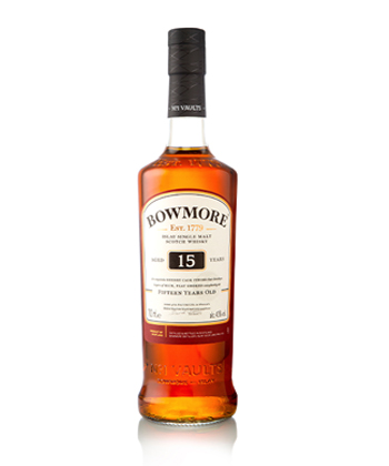 Bowmore 15 Years Old Islay Single Malt Scotch Whisky Is one of the best Scotch whiskies for 2021