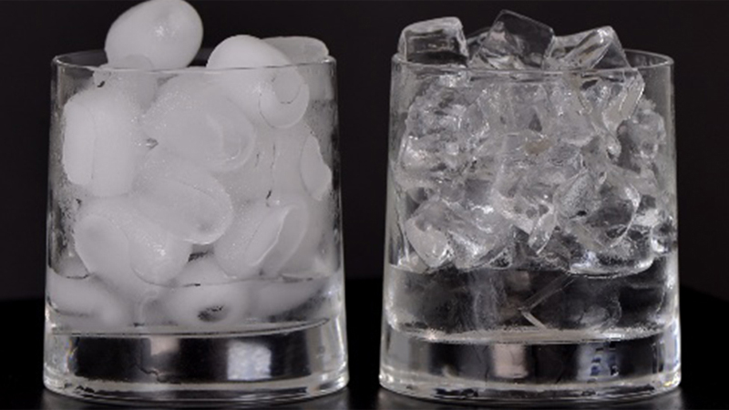 You may be using the wrong ice in your carbonated cocktails