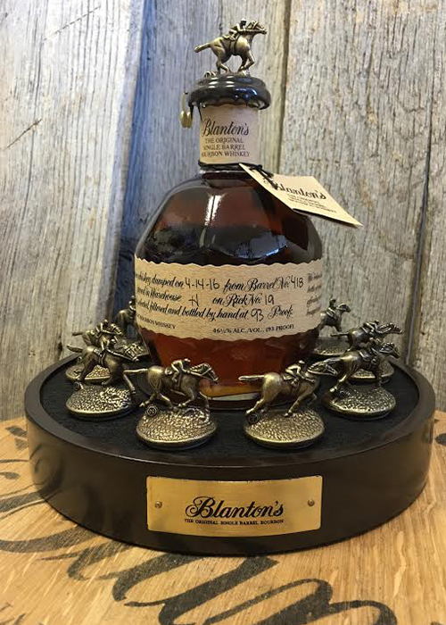 L Details about    Blanton's Bourbon Whiskey Horse/ Jockey Cork Stopper 