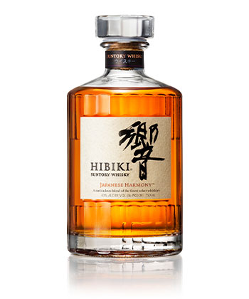 Hibiki Suntory Whisky Japanese Harmony es una de las mejores botellas de whisky japonés.