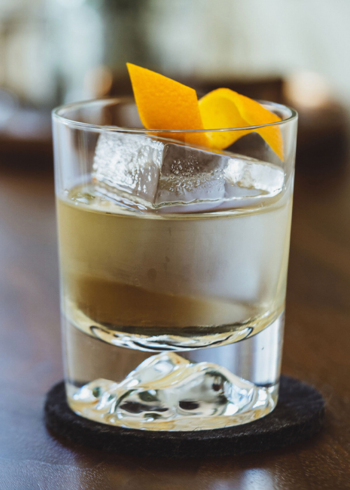 The white negroni is one of the best modern classic cocktails.