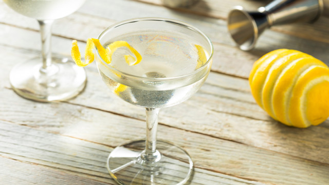 How to Drink Gin, According to a British Bartender | VinePair