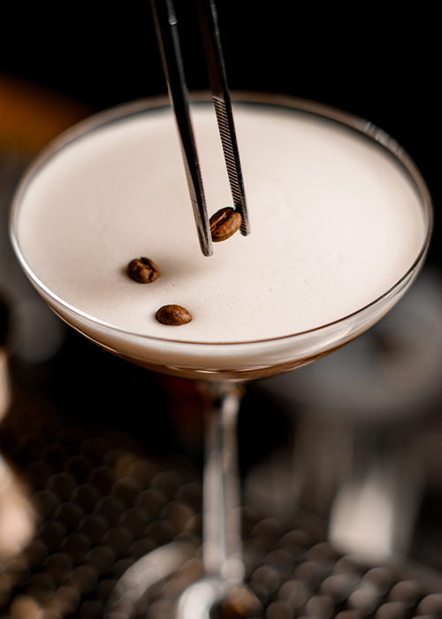 El Espresso Martini con Baileys es uno de los mejores cócteles de Baileys