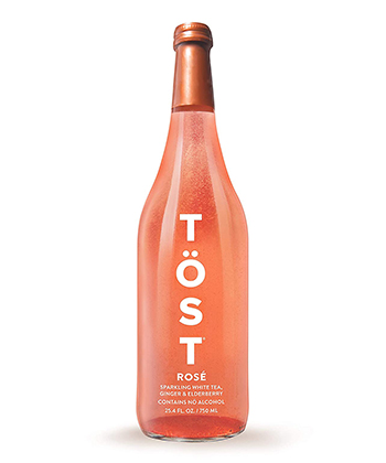 Töst Non-Alcoholic Sparkling Rosé is one of the best non-alcoholic wines to try in 2022