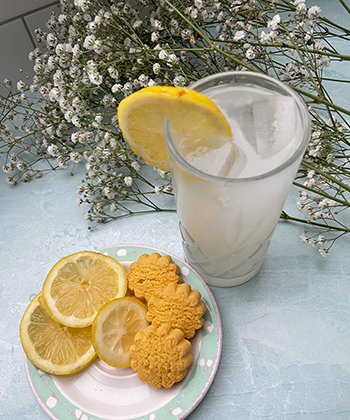 To drink like the Bridgertons, try a glass of queen charlotte's lemonade