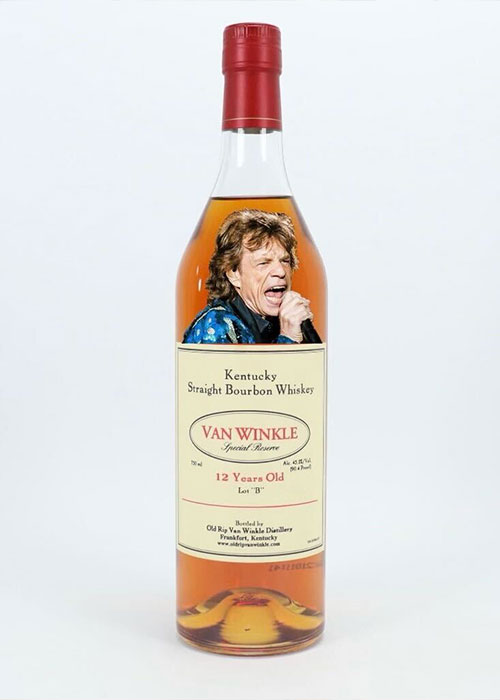 Mick Jagger pintado a mano en una botella de Pappy