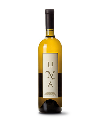 Torre Fornello UNA Organic Malvasia di Candia es un vino de una región vinícola menos conocida. 