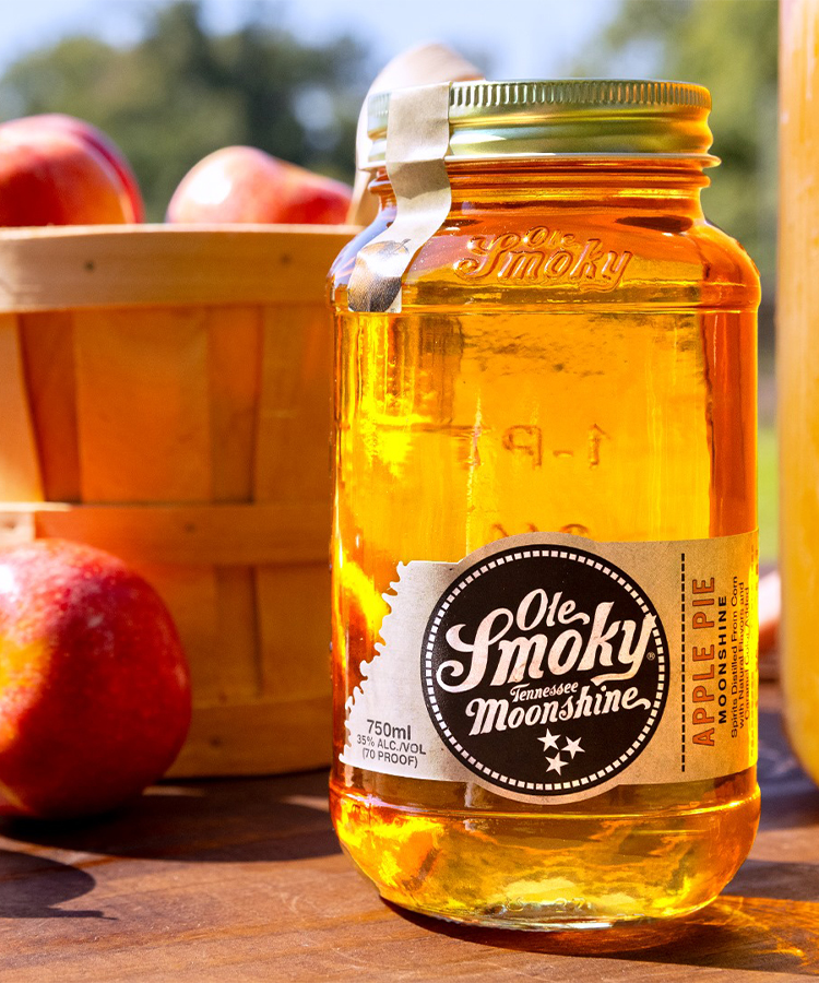 Ole Smoky Moonshine is a moonshine bartenders recommend. 