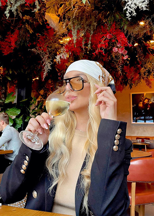 Kimberlee Lizakowski, or @ThatBlondWino is a wine influencer who expresses what it means to be a wine influencer and what the industry is really like.
