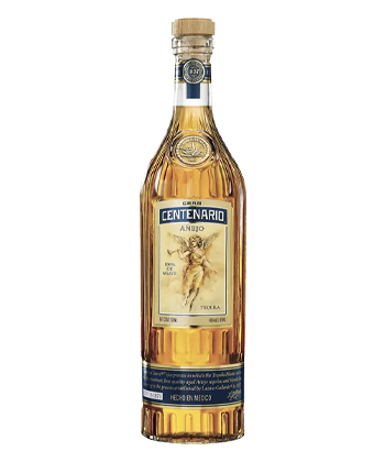 Gran Centenario Añejo is one of the best bang-for-your-buck tequilas, according to bartenders.