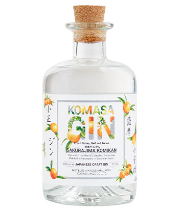Komasa Gin Sakurajima Komikan is one of the best gins to gift this holiday season (2022). 