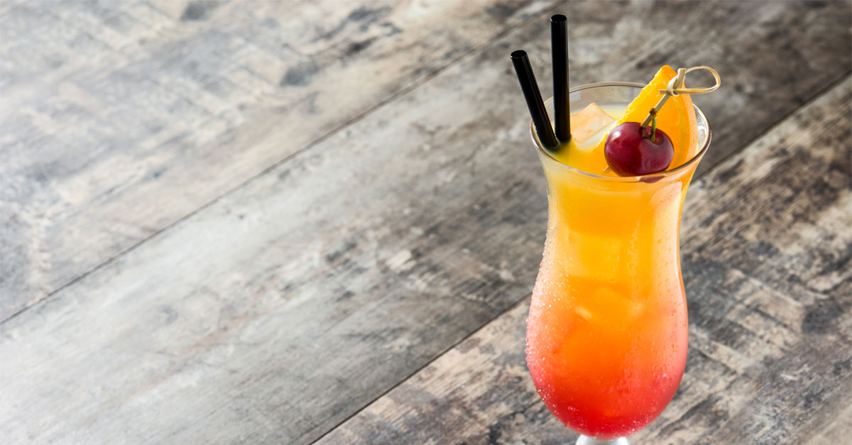 The Cocktail College Podcast: How to Make the Perfect Sex on the Beach