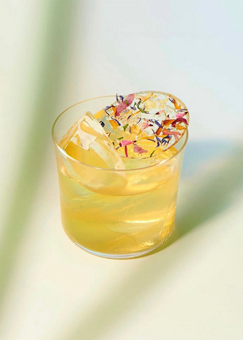 Apollin'air at Le Syndicat is a drink using dots for a garnish.