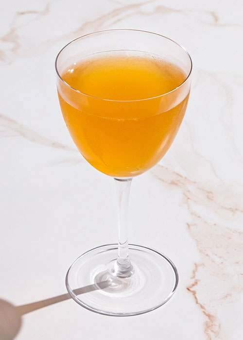 The Champs-Élysées is one of the best Angostura bitters cocktails. 