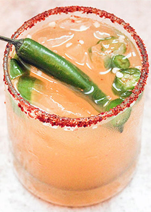 El Spicy Mandarin Margarita es uno de los mejores cócteles picantes de 2023.