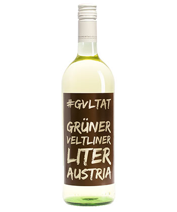 Helenental Kellerei ‘#GVLTAT’ Grüner Veltliner 2022 is one of the best liter bottles to bring to a summer party. 