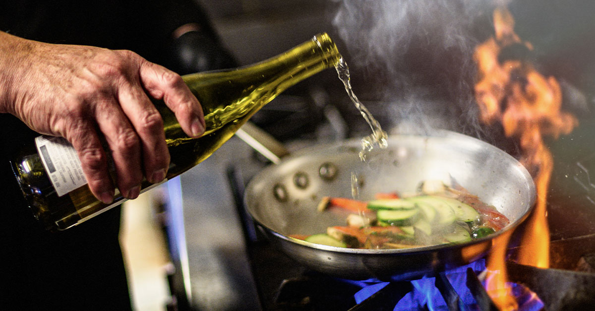 How to Make Pan Sauce with (Almost) Any Booze [Infographic] | VinePair